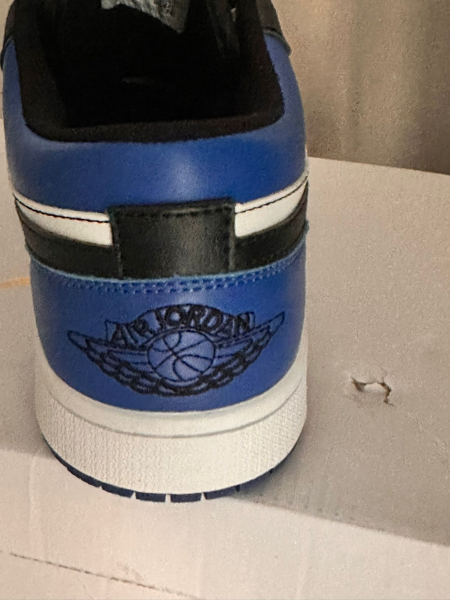 🏀 Nike Air Jordan 1 Low – Royal Black & Blue